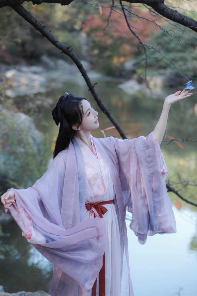 九品芝麻官